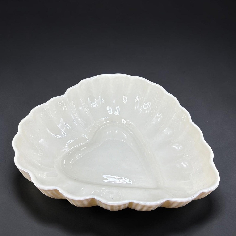 Belleek Ireland Heart Shaped Scalloped Shell Dish Bowl Gold 6th Mark 6in VTG